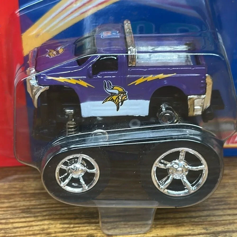NFL Minnesota Vikings‎ Mini-Monster Truck, New 2005 Issue Team Collectible